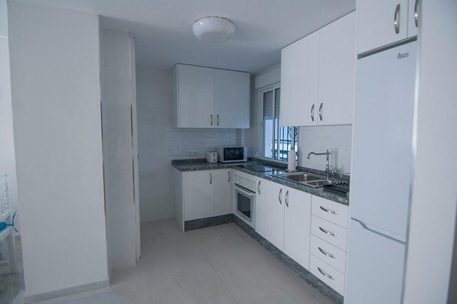 Luminoso Y Fresco Apartamento En 2ª Linea De Playa Fuengirola Zewnętrze zdjęcie