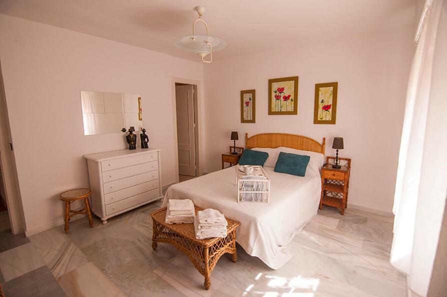 Luminoso Y Fresco Apartamento En 2ª Linea De Playa Fuengirola Zewnętrze zdjęcie